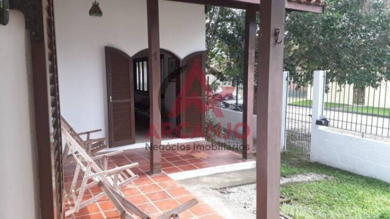 Imagem Casa com 3 Quartos à Venda, 230 m² em Barra Da Lagoa - Ubatuba