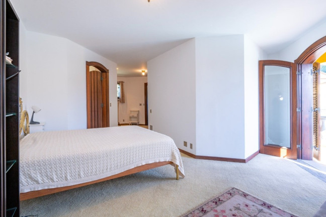 Imagem Casa com 6 Quartos à Venda, 1.224 m² em Condomínio Iolanda - Taboão Da Serra