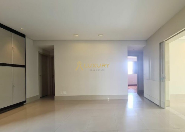 Imagem Imóvel com 4 Quartos à Venda, 263 m² em Vila Da Serra - Nova Lima Imagem Imóvel com 4 Quartos à Venda, 263 m² em Vila Da Serra - Nova Lima