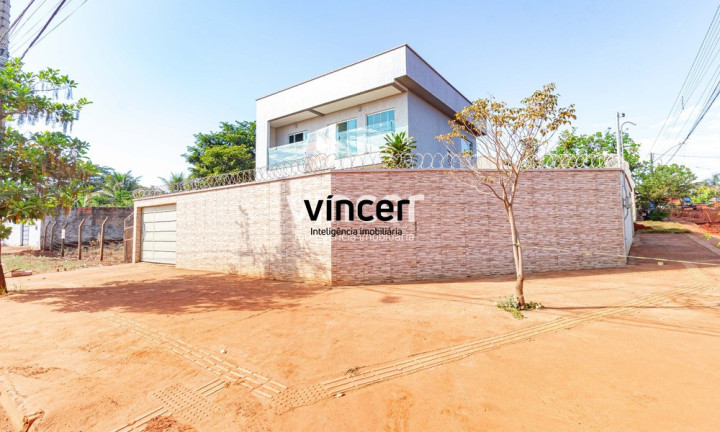 Imagem Casa com 3 Quartos à Venda, 158 m² em Setor Santos Dumont - Goiânia Imagem Casa com 3 Quartos à Venda, 158 m² em Setor Santos Dumont - Goiânia