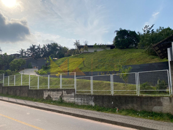 Casa com 4 Quartos à Venda, 240 m² em Nova Esperança - Blumenau