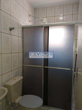 Imagem Sobrado com 3 Quartos à Venda, 135 m² em Balneário Regina Maria - Mongaguá