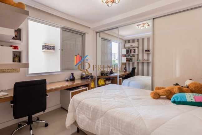Imagem Apartamento com 3 Quartos à Venda, 148 m² em Centro - Florianópolis