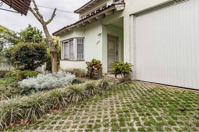 Imagem Casa com 3 Quartos à Venda, 464 m² em Santo Antônio - Porto Alegre Imagem Casa com 3 Quartos à Venda, 464 m² em Santo Antônio - Porto Alegre