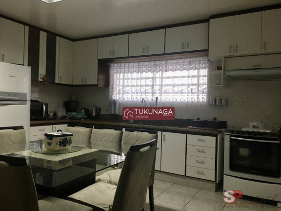Sobrado com 3 Quartos à Venda, 175 m² em Vila Galvão - Guarulhos