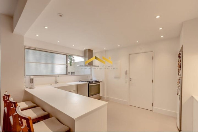 Imagem Apartamento com 4 Quartos à Venda, 223 m² em Cerqueira César - São Paulo