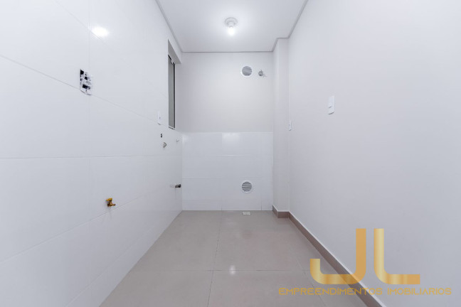Imagem Imóvel com 2 Quartos à Venda, 74 m² em Salto Weissbach - Blumenau Imagem Imóvel com 2 Quartos à Venda, 74 m² em Salto Weissbach - Blumenau