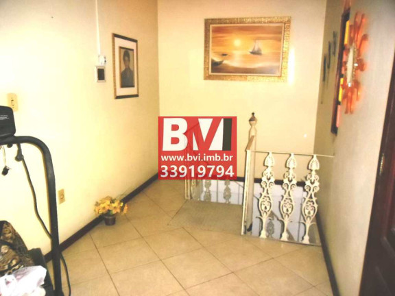 Imagem Casa com 3 Quartos à Venda, 272 m² em Irajá - Rio De Janeiro