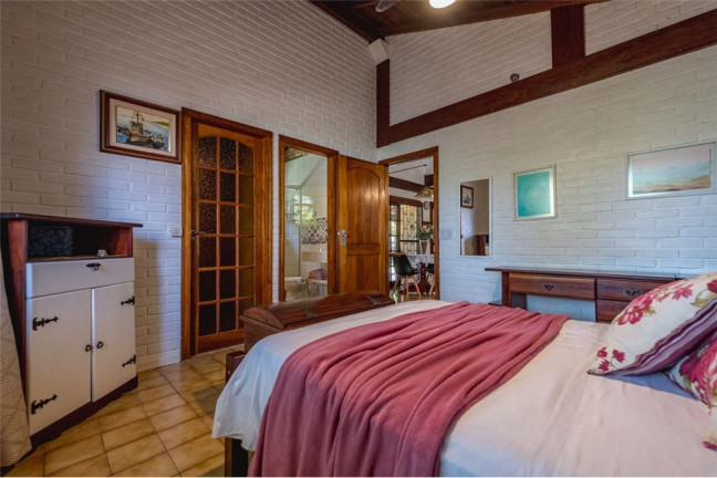 Imagem Casa com 3 Quartos à Venda, em Cachoeira Do Bom Jesus - Florianópolis Imagem Casa com 3 Quartos à Venda, em Cachoeira Do Bom Jesus - Florianópolis