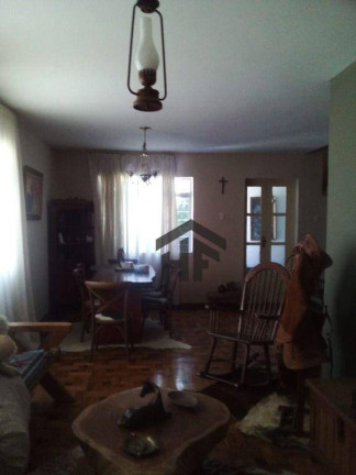 Imagem Casa com 4 Quartos à Venda, 331 m² em Aflitos - Recife Imagem Casa com 4 Quartos à Venda, 331 m² em Aflitos - Recife