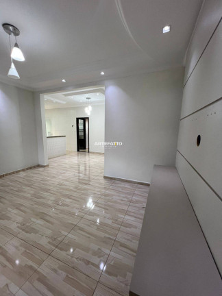 Imagem Casa com 3 Quartos à Venda, 220 m² Imagem Casa com 3 Quartos à Venda, 220 m²