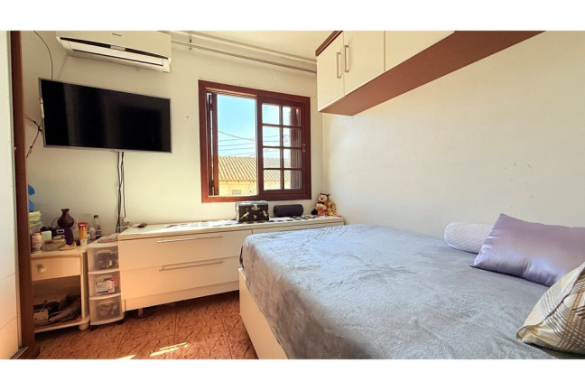 Imagem Casa com 3 Quartos à Venda, 80 m² em Vila Nova - Porto Alegre Imagem Casa com 3 Quartos à Venda, 80 m² em Vila Nova - Porto Alegre