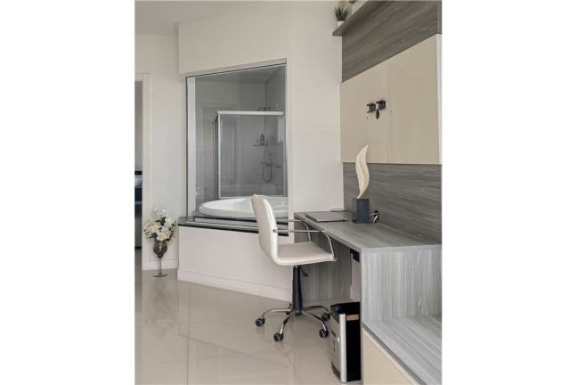 Imagem Casa com 4 Quartos à Venda, 284 m² em Centro - Balneário Camboriú Imagem Casa com 4 Quartos à Venda, 284 m² em Centro - Balneário Camboriú