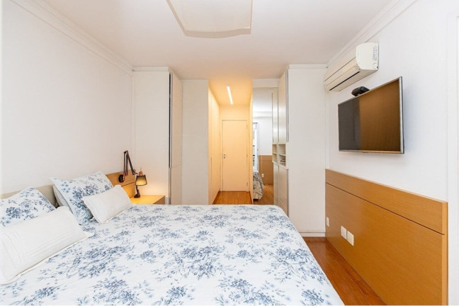Imagem Apartamento com 3 Quartos à Venda, 137 m² em Moema - São Paulo