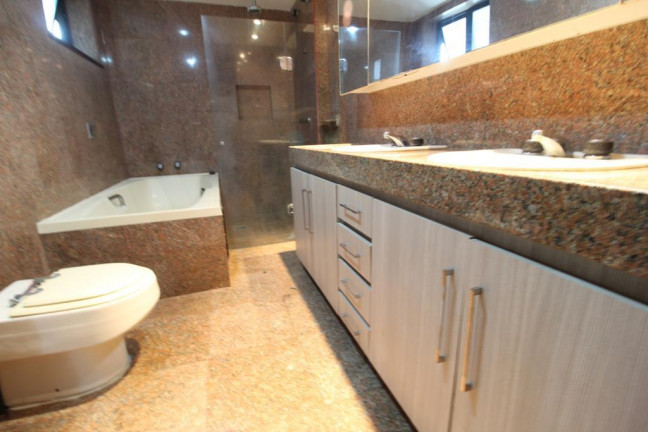 Imagem Apartamento com 3 Quartos à Venda, 250 m² em Meireles - Fortaleza