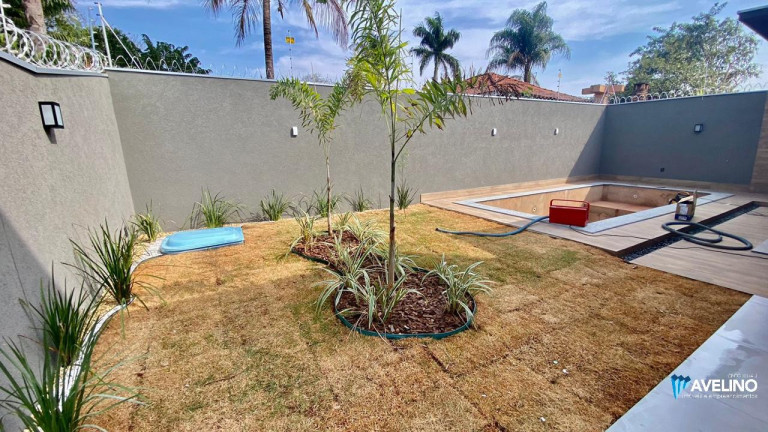 Imagem Casa com 3 Quartos à Venda, 182 m² em Parque Residencial Rita Vieira - Campo Grande