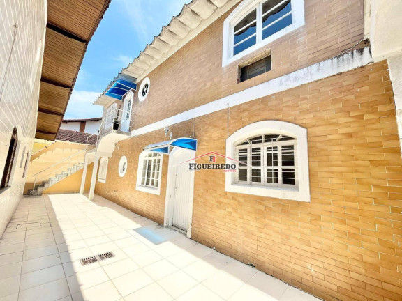 Imagem Casa com 6 Quartos à Venda, 175 m² em Canto Do Forte - Praia Grande Imagem Casa com 6 Quartos à Venda, 175 m² em Canto Do Forte - Praia Grande