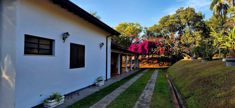 Imagem Chácara com 7 Quartos à Venda, 10.500 m² em São João Da Boa Vista Imagem Chácara com 7 Quartos à Venda, 10.500 m² em São João Da Boa Vista