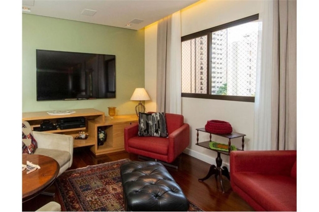 Imagem Apartamento com 4 Quartos à Venda, 200 m² em Moema - São Paulo Imagem Apartamento com 4 Quartos à Venda, 200 m² em Moema - São Paulo