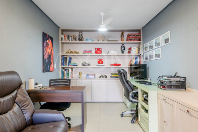 Imagem Apartamento com 3 Quartos à Venda, 369 m² em Rio Branco - Porto Alegre Imagem Apartamento com 3 Quartos à Venda, 369 m² em Rio Branco - Porto Alegre