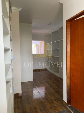 Imagem Sobrado com 5 Quartos à Venda, 175 m² em água_ Soca - São José Dos Campos