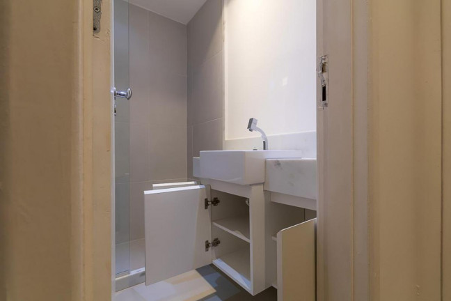 Imagem Apartamento com 1 Quarto à Venda, 86 m² em Ipanema - Rio De Janeiro Imagem Apartamento com 1 Quarto à Venda, 86 m² em Ipanema - Rio De Janeiro