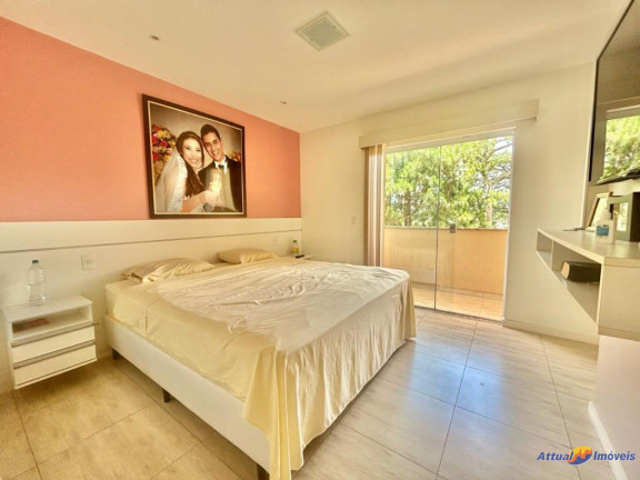 Imagem Casa com 4 Quartos à Venda, 184 m² em Jardim Europa - Teresópolis