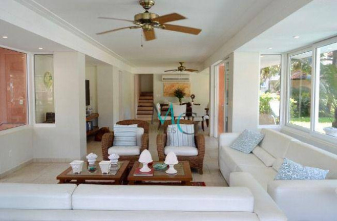 Imagem Casa com 5 Quartos à Venda, 380 m² em Frade (cunhambebe) - Angra Dos Reis Imagem Casa com 5 Quartos à Venda, 380 m² em Frade (cunhambebe) - Angra Dos Reis