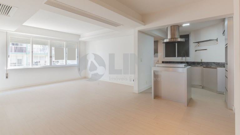 Apartamento com 3 Quartos à Venda, 102 m² em Moinhos De Vento - Porto Alegre