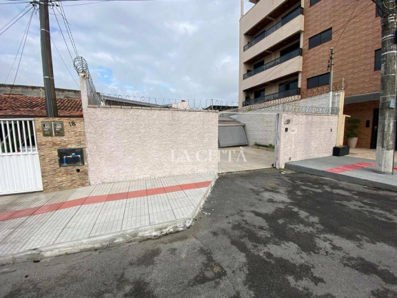 Imagem Casa com 4 Quartos à Venda, 268 m² em Barra Do Rio - Itajaí Imagem Casa com 4 Quartos à Venda, 268 m² em Barra Do Rio - Itajaí