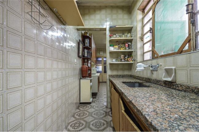 Casa com 4 Quartos à Venda,  em Vila Romana - São Paulo