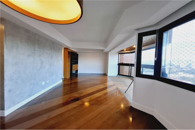 Imóvel com 3 Quartos à Venda, 91 m² em Moema - São Paulo