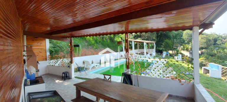 Imagem Imóvel com 3 Quartos à Venda, 400 m² em Juqueri Mirim - Mairiporã