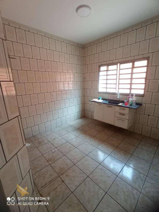 Imagem Sobrado com 3 Quartos à Venda, 152 m² em Vila Carvalho - Campo Grande Imagem Sobrado com 3 Quartos à Venda, 152 m² em Vila Carvalho - Campo Grande