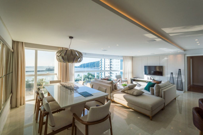 Imagem Apartamento com 4 Quartos à Venda, 283 m² em Fazenda - Itajaí Imagem Apartamento com 4 Quartos à Venda, 283 m² em Fazenda - Itajaí