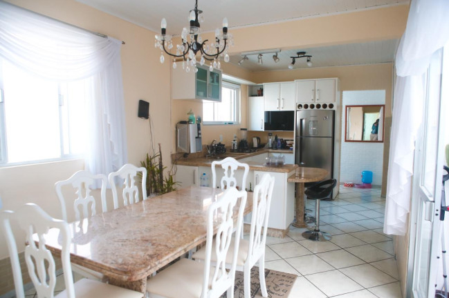 Imagem Casa com 2 Quartos à Venda, 200 m² em Saco Dos Limões - Florianópolis
