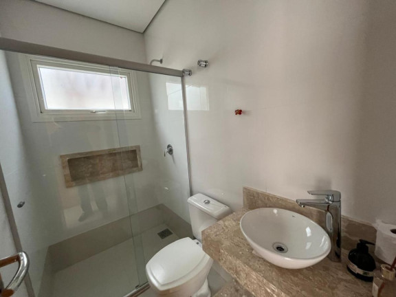 Imagem Casa com 3 Quartos à Venda, 205 m² em Jardim Itália - Cuiabá Imagem Casa com 3 Quartos à Venda, 205 m² em Jardim Itália - Cuiabá