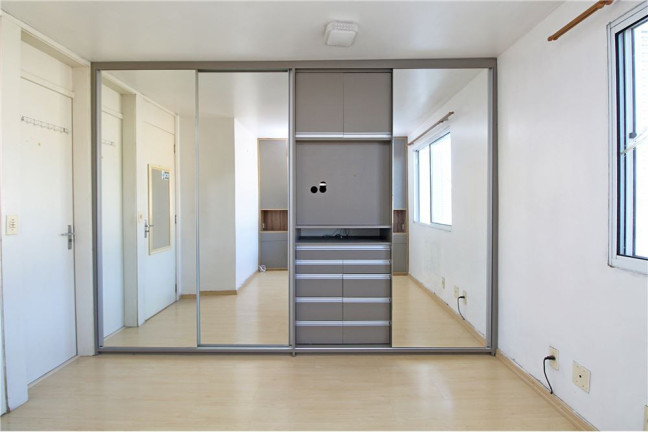 Imagem Casa com 2 Quartos à Venda, em Sarandi - Porto Alegre Imagem Casa com 2 Quartos à Venda, em Sarandi - Porto Alegre