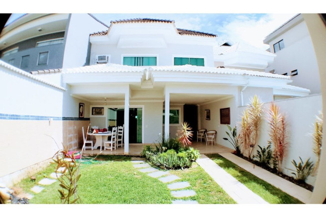 Casa com 4 Quartos para Alugar, 298 m² em Recreio Dos Bandeirantes - Rio De Janeiro