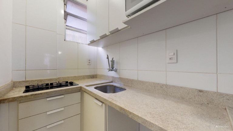 Imagem Imóvel com 1 Quarto à Venda, 21 m² em Centro Histórico - Porto Alegre Imagem Imóvel com 1 Quarto à Venda, 21 m² em Centro Histórico - Porto Alegre