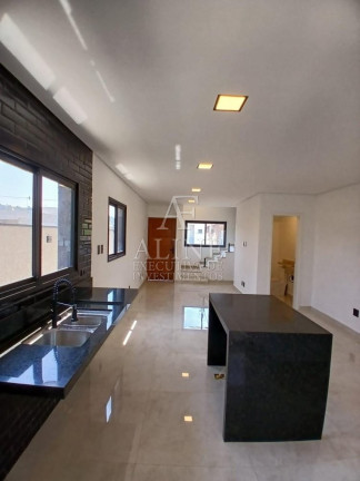 Imagem Casa de Condomínio com 3 Quartos à Venda, 126 m² em Villas Do Jaguari - Santana De Parnaíba