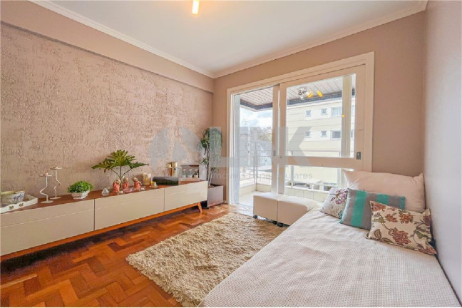 Imagem Apartamento com 1 Quarto à Venda, 56 m² em Passo Da Areia - Porto Alegre