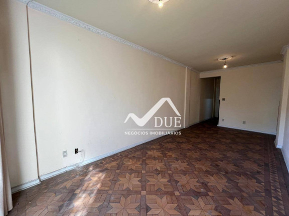 Apartamento com 3 Quartos à Venda, 130 m² em Boqueirão - Santos