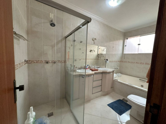 Imagem Casa com 3 Quartos à Venda, 420 m² em Castelo - Belo Horizonte Imagem Casa com 3 Quartos à Venda, 420 m² em Castelo - Belo Horizonte