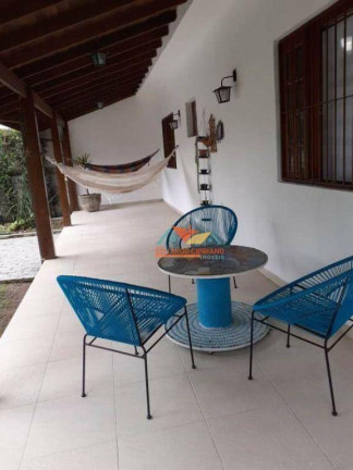 Imagem Casa com 3 Quartos à Venda, 196 m² em Cocanha - Caraguatatuba