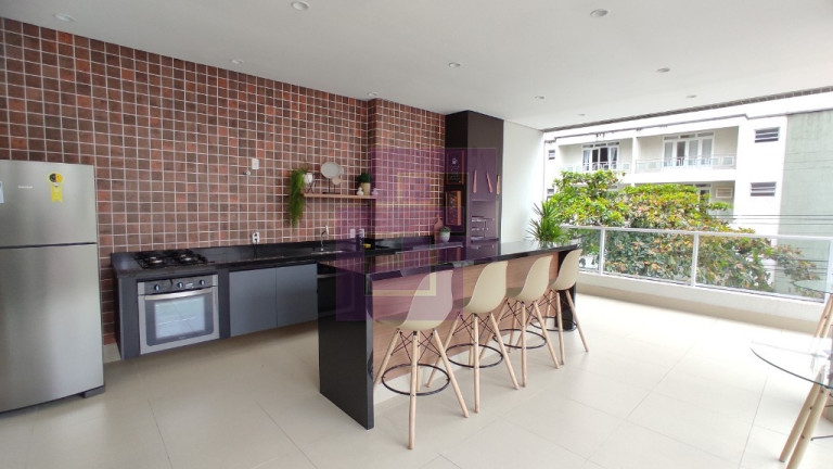 Imagem Apartamento com 3 Quartos à Venda, 162 m² em Pitangueiras - Guarujá Imagem Apartamento com 3 Quartos à Venda, 162 m² em Pitangueiras - Guarujá