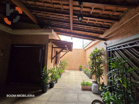 Imagem Casa com 3 Quartos à Venda, 213 m² em Califórnia - Nova Iguaçu