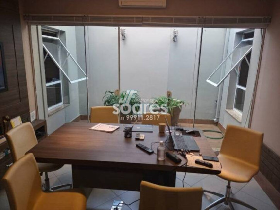 Imóvel Comercial à Venda, 287 m² em Centro - Pelotas
