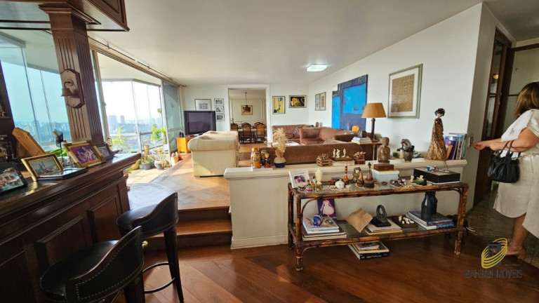 Imagem Imóvel com 4 Quartos à Venda, 300 m² em Vila Suzana - São Paulo