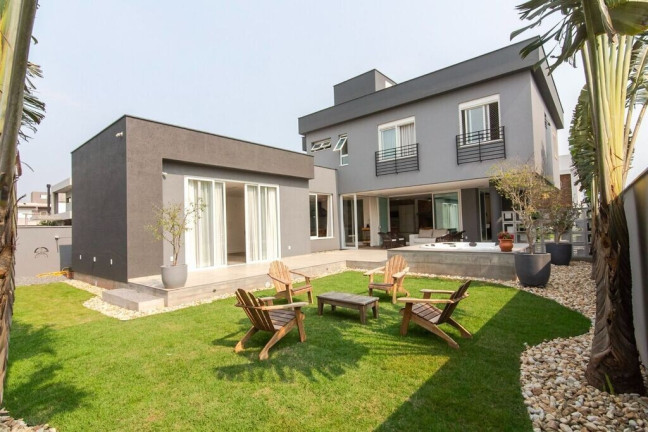 Imagem Casa de Condomínio com 4 Quartos à Venda, 330 m² em Campeche - Florianópolis Imagem Casa de Condomínio com 4 Quartos à Venda, 330 m² em Campeche - Florianópolis